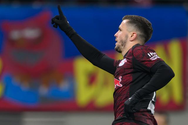 02 December 2025, Saxony, Leipzig: Leipzig's Christoph Baumgartner celebrates scoring his side's third goal during the German DFB Cup round of 16 soccer match between RB Leipzig and 1. FC Magdeburg at Red Bull Arena. Photo: Hendrik Schmidt/dpa - WICHTIGER HINWEIS: Gemäß den Vorgaben der DFL Deutsche Fußball Liga bzw. des DFB Deutscher Fußball-Bund ist es untersagt, in dem Stadion und/oder vom Spiel angefertigte Fotoaufnahmen in Form von Sequenzbildern und/oder videoähnlichen Fotostrecken zu verwerten bzw. verwerten zu lassen.