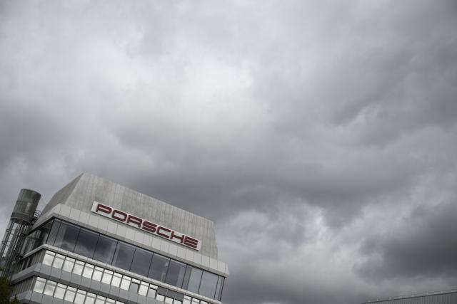 FILED - 03 September 2025, Baden-Württemberg, Stuttgart: Dark clouds can be seen over Porsche AG's main plant. Photo: Marijan Murat/dpa