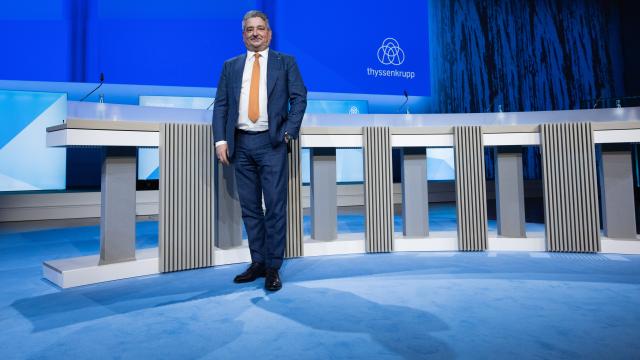 09 December 2025, North Rhine-Westphalia, Essen: Miguel Lopez, Chairman of the Executive Board of Thyssenkrupp, stands at the annual press conference at Group headquarters. Photo: Rolf Vennenbernd/dpa