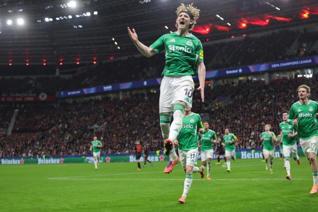 10 December 2025, North Rhine-Westphalia, Leverkusen: Newcastle United's Anthony Gordon celebrates scoring his side's first goal during the UEFA Champions League soccer match between Bayer Leverkusen and Newcastle United at BayArena. Photo: Rolf Vennenbernd/dpa