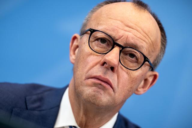11 December 2025, Berlin: German Chancellor Friedrich Merz takes part in the press briefing on the results of the consultations following the coalition committee in the Chancellery. Photo: Michael Kappeler/dpa