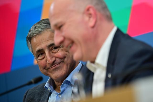 11 December 2025, Berlin: Kaweh Niroomand (L), Berlin Olympic Commissioner, and Kai Wegner, Governing Mayor of Berlin, attend a press conference after the constituent meeting of the Board of Trustees for the Berlin bid for the Olympic and Paralympic Games. Photo: Sebastian Christoph Gollnow/dpa