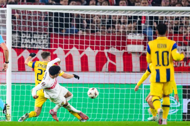 11 December 2025, Baden-Wuerttemberg, Stuttgart: Stuttgart's Tiago Tomas scores his side's second goal of the game during the UEFA Europa League soccer match between VfB Stuttgart and Maccabi Tel Aviv at MHPArena. Photo: Tom Weller/dpa