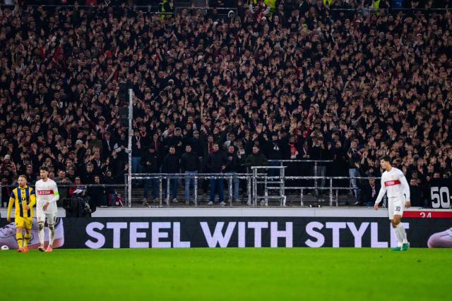 11 December 2025, Baden-Wuerttemberg, Stuttgart: Fans can be seen in the VfB Stuttgart fan curve during the UEFA Europa League soccer match between VfB Stuttgart and Maccabi Tel Aviv at MHPArena. Photo: Tom Weller/dpa