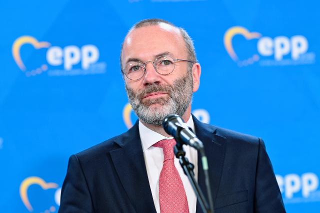 12 December 2025, Baden-Württemberg, Heidelberg: Manfred Weber, party and group leader of the European People's Party, gives a press conference at the end of a board meeting of the EPP Group in the European Parliament. Photo: Uwe Anspach/dpa