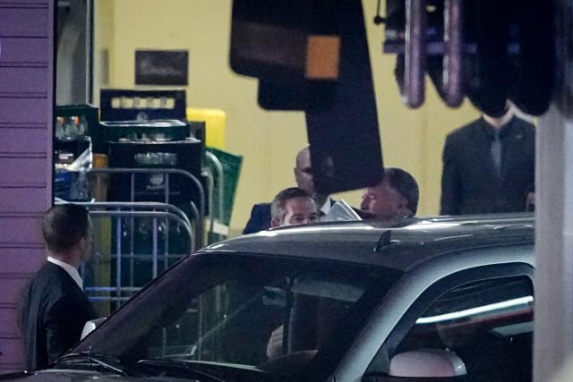 14 December 2025, Berlin: Steve Witkoff, US Special Envoy, gets into a limousine in the garage of the Adlon Hotel. US representatives are in Berlin to discuss a possible ceasefire with Ukrainian and European officials. Photo: Kay Nietfeld/dpa
