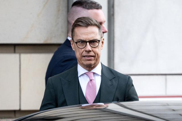 15 December 2025, Berlin: Alexander Stubb, President of Finland, comes out of the Hotel Adlon on the second day of the Ukraine talks in Berlin. Photo: Fabian Sommer/dpa