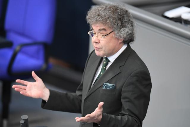 FILED - 18 January 2024, Berlin: The foreign policy spokesman of Germany's far-right Alternative for Germany (AfD) in the Bundestag Matthias Moosdorf speaks during the Bundestag debate on the "Peace Initiative for Ukraine and Russia". Photo: Marco Rauch/dpa