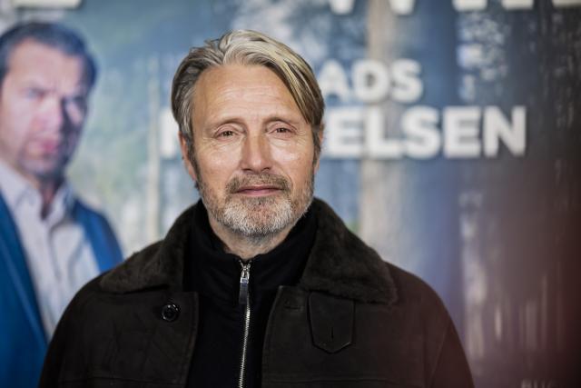17 December 2025, Berlin: Danish actor Mads Mikkelsen, actor, poses for photos on the red carpet during "The Last Viking" premiere at the Delphi Filmpalast. Photo: Christoph Soeder/dpa