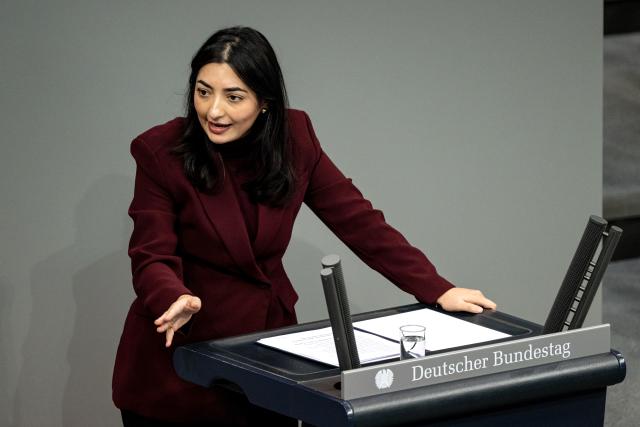 18 December 2025, Berlin: Reem Alabali-Radovan, German Minister for Economic Cooperation and Development, speaks at the 50th plenary session of the 21st legislative period in the German Bundestag during the current hour on the Berlin Ukraine summit. Photo: Fabian Sommer/dpa