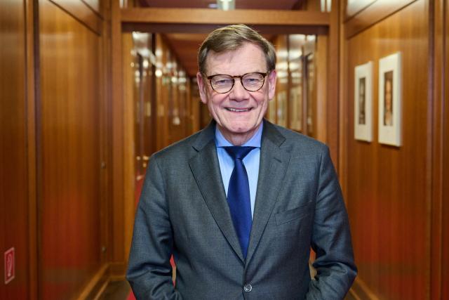 19 December 2025, Berlin: Johann Wadephul, German Foreign Minister, poses for a picture during an interview with German Press Agency (DPA) at the Federal Foreign Office in Berlin. Photo: Annette Riedl/dpa