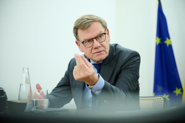 19 December 2025, Berlin: Johann Wadephul, German Foreign Minister, speaks during an interview with German Press Agency (DPA) at the Federal Foreign Office in Berlin. Photo: Annette Riedl/dpa