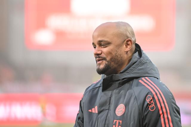 21 December 2025, Baden-Wuerttemberg, Heidenheim: Bayern Munich coach Vincent Kompany pictured prior to the start of the German Bundesliga soccer match between 1. FC Heidenheim and Bayern Munich at Voith-Arena. Photo: Harry Langer/dpa - WICHTIGER HINWEIS: Gemäß den Vorgaben der DFL Deutsche Fußball Liga bzw. des DFB Deutscher Fußball-Bund ist es untersagt, in dem Stadion und/oder vom Spiel angefertigte Fotoaufnahmen in Form von Sequenzbildern und/oder videoähnlichen Fotostrecken zu verwerten bzw. verwerten zu lassen.
