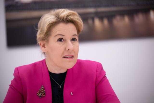 FILED - 18 December 2025, Berlin: Franziska Giffey, Senator for Economics, Energy and Public Enterprises in Berlin, speaks during an interview in the House of Representatives. Photo: Sebastian Gollnow/dpa