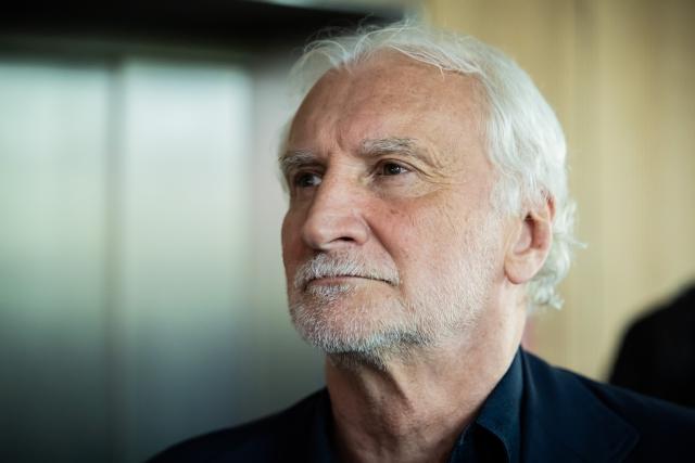 FILED - 23 May 2025, Berlin: Rudi Voeller, Sports Director of the German national soccer team, stands during a press conference on the awarding of rights for the 2026 FIFA World Cup for men, among other things, at Telekom's representative office in the capital. Photo: Christoph Soeder/dpa