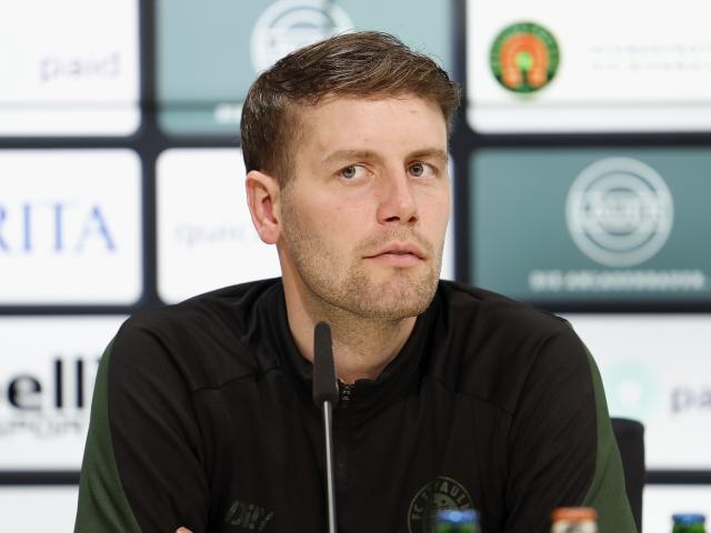 FILED - 19 May 2024, Hesse, Wiesbaden: Then St. Pauli coach Fabian Huerzeler reacts during the Teams press conference after the German Second Bundesliga soccer match between SV Wehen Wiesbaden and FC St. Photo: Heiko Becker/dpa