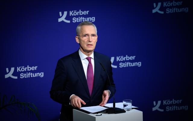 07 January 2026, Berlin: Norway's Minister of Finance and former NATO Secretary General Jens Stoltenberg speaks at the Koerber Foundation symposium entitled "Democracy as a Mission" on the occasion of Federal President Steinmeier's 70th birthday at the Academy of Arts on Pariser Platz. Photo: Bernd von Jutrczenka/dpa