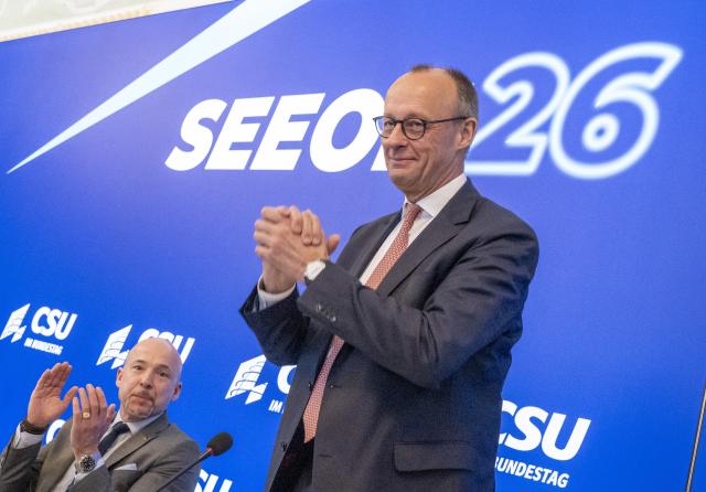 08 January 2026, Bavaria, Seeon: German Chancellor Friedrich Merz takes part in the conclusion of the three-day closed meeting of the CSU parliamentary group in Seeon Monastery. Photo: Peter Kneffel/dpa
