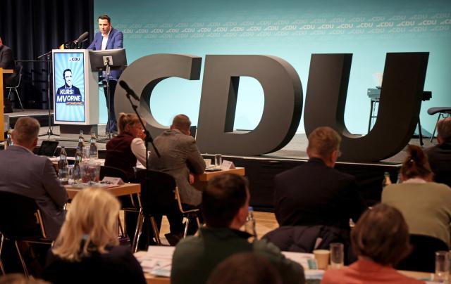 10 January 2026, Mecklenburg-Western Pomerania, Rostock: Daniel Peters, head of the CDU party and parliamentary group in Mecklenburg-Vorpommern, speaks at the state representatives' meeting at which the state list for the state elections is to be drawn up in around eight months' time. Peters is running for first place on the list. Photo: Bernd Wüstneck/dpa