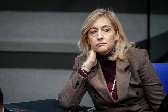 FILED - 19 December 2025, Berlin: Nina Warken, Germany's Minister of Health, takes part in what is expected to be the last session of the Bundestag before Christmas and the New Year. Photo: Kay Nietfeld/dpa