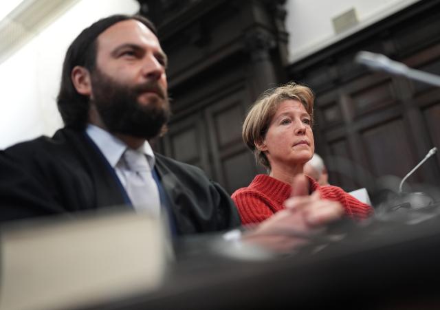 13 January 2026, Hamburg: Christina Block (R), German restaurateur and entrepreneur, stands next to her lawyer Ingo Bott (L) at the start of a trial over alleged child abduction at the Hamburg Regional Court. Prosecutors allege two of Block's children were taken from Denmark to Germany on New Year's Eve 2023/24. Photo: Marcus Brandt/Pool dpa/dpa