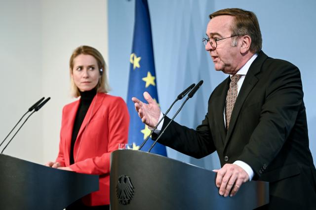 13 January 2026, Berlin: Boris Pistorius, German Minister of Defense, and Kaja Kallas, Vice-President of the EU Commission, make a press statement. The EU High Representative for Foreign Affairs is in Berlin for talks on strengthening European defense preparedness. Photo: Britta Pedersen/dpa