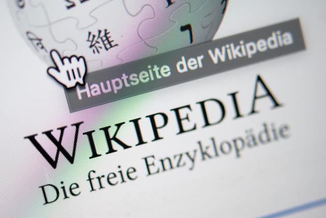 FILED - 11 January 2021, Baden-Württemberg, Stuttgart: A view of the German-language homepage of the Internet encyclopaedia "Wikipedia". Photo: Sebastian Gollnow/dpa