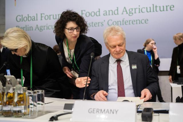 17 January 2026, Berlin: Alois Rainer, Germany's Minister of Food, Agriculture, and Rural Affairs, takes part in the Agriculture Ministers' Conference at the Global Forum for Food and Agriculture (GFFA) alongside representatives from more than 60 countries on the second day of the 90th International Green Week. Photo: Sebastian Christoph Gollnow/dpa