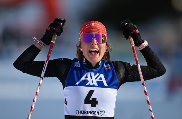 17 January 2026, Thuringia, Oberhof: Germany's runner-up Nathalie Armbruster celebrates after the Women's individual compact normal hill event of the FIS Nordic Combined World Cup in Oberhof. Photo: Hendrik Schmidt/dpa