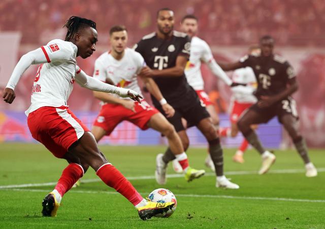 17 January 2026, Saxony, Leipzig: Leipzig's Yan Diomande in action during the German Bundesliga soccer match between RB Leipzig and Bayern Munich at rhe Red bull Arena. Photo: Jan Woitas/dpa