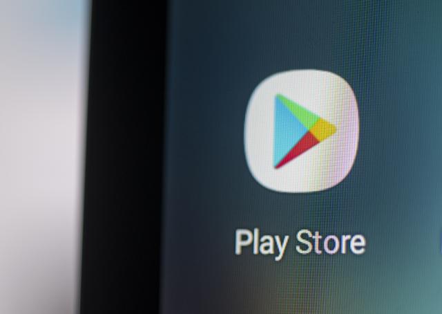FILED - 28 April 2021, Berlin: The logo of the Play Store app from the US company Google can be seen on the screen of a smartphone. Photo: Fabian Sommer/Deutsche Presse-Agentur GmbH/dpa