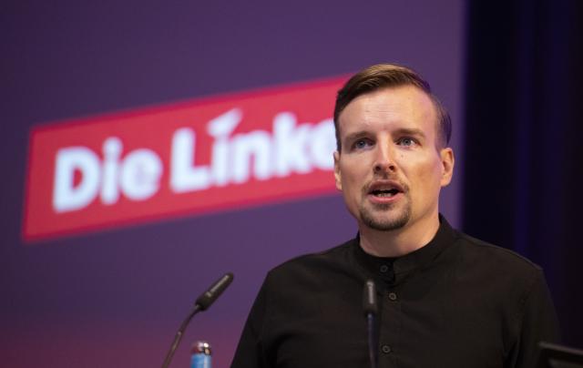 FILED - 20 September 2025, Baden-Wuerttemberg, Fellbach: Federal executive director of the Left Party Janis Ehling attends an election rally of the Baden-Wuerttemberg regional association of the Left Party in the Schwabenlandhalle. Photo: Marijan Murat/dpa