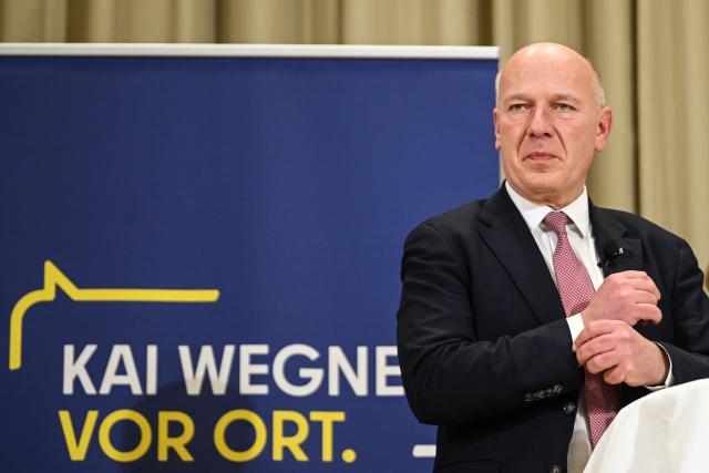 19 January 2026, Berlin: Berlin's Governing Mayor Kai Wegner speaks at a discussion event in the Steglitz-Zehlendorf district as part of the "Kai Wegner vor Ort" series of talks. Photo: Britta Pedersen/dpa