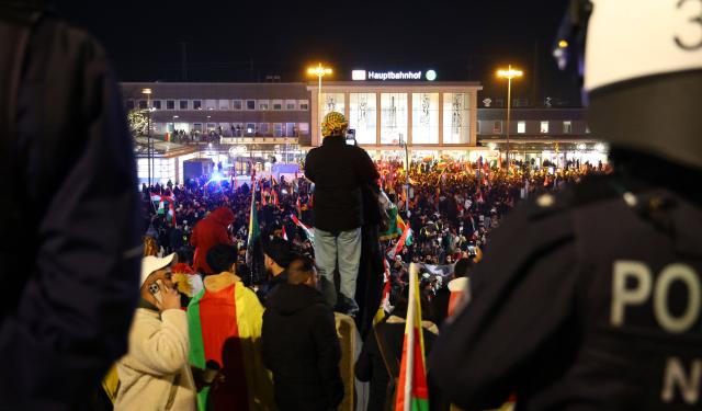 20 January 2026, North Rhine-Westphalia, Dortmund: People take part in a pro-Kurdish demonstration under the slogan "Against the killing of innocent people, civilians, and children." Photo: Alex Talash/dpa