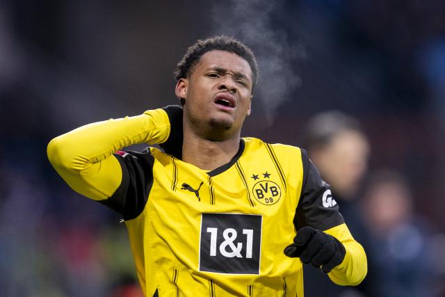 FILED - 15 February 2025, North Rhine-Westphalia, Bochum: Dortmund's Julien Duranville in action during the German Bundesliga soccer match between VfL Bochum and Borussia Dortmund at Vonovia Ruhrstadion. Borussia Dortmund have loaned midfielder Julien Duranville to Swiss champions Basel until the end of the season, the Bundesliga club said on Thursday. Photo: David Inderlied/dpa