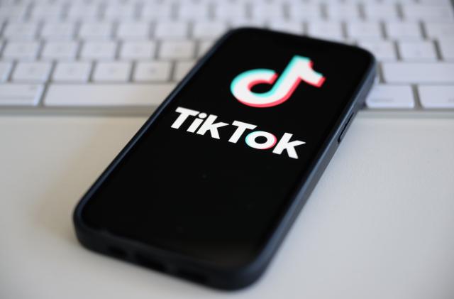 FILED - 19 March 2024, Sachsen, Dresden: The logo of the short video platform TikTok displayed on a smartphone. Photo: Robert Michael/dpa