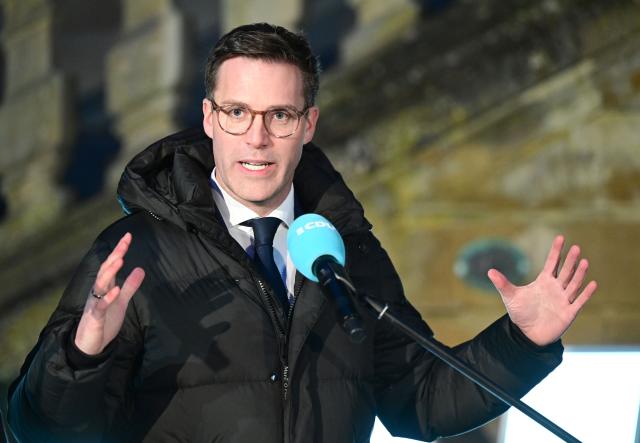 23 January 2026, Baden-Wuerttemberg, Schoental: Manuel Hagel, state chairman of the Christian Democratic Union of Germany (CDU) Baden-Wuerttemberg and leading candidate for the 2026 state elections, speaks to media representatives at a closed-door meeting of the CDU Baden-Wuerttemberg at Schoental Monastery. Photo: Bernd Weißbrod/dpa