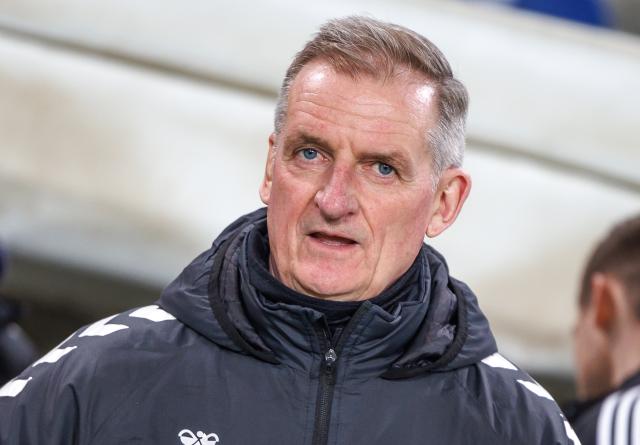 24 January 2026, Saxony-Anhalt, Magdeburg: Magdeburg coach Petrik Sander enters the stadium ahead of the German 2nd Bundesliga soccer match between . FC Magdeburg and Dynamo Dresdenat Avnet Arena. Photo: Andreas Gora/dpa - WICHTIGER HINWEIS: Gemäß den Vorgaben der DFL Deutsche Fußball Liga bzw. des DFB Deutscher Fußball-Bund ist es untersagt, in dem Stadion und/oder vom Spiel angefertigte Fotoaufnahmen in Form von Sequenzbildern und/oder videoähnlichen Fotostrecken zu verwerten bzw. verwerten zu lassen.