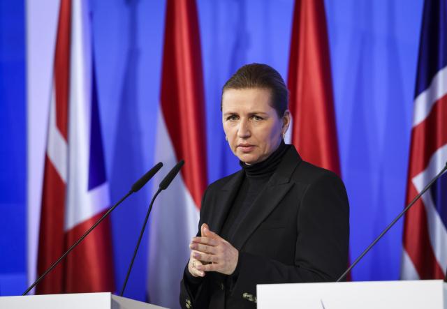 26 January 2026, Hamburg: Mette Frederiksen, Denmark's Prime Minister, speaks at a press conference during the summit meeting of the North Sea coastal states on the trading floor of the Chamber of Commerce. Photo: Christian Charisius/dpa