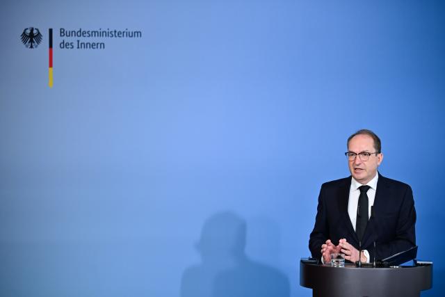 27 January 2026, Berlin: Alexander Dobrindt, German Minister of the Interior, speaks at the German Ministry of the Interior during a statement on the topic of left-wing extremism. Photo: Sebastian Christoph Gollnow/dpa