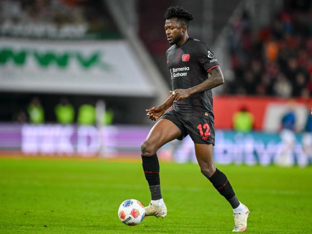 FILED - 06 December 2025, Bavaria, Augsburg: Leverkusen's Edmond Tapsoba in action during the German Bundesliga soccer match between FC Augsburg and Bayer Leverkusen at WWK Arena. Tapsoba could return in the UEFA Champions League match against Villarreal. Photo: Harry Langer/dpa