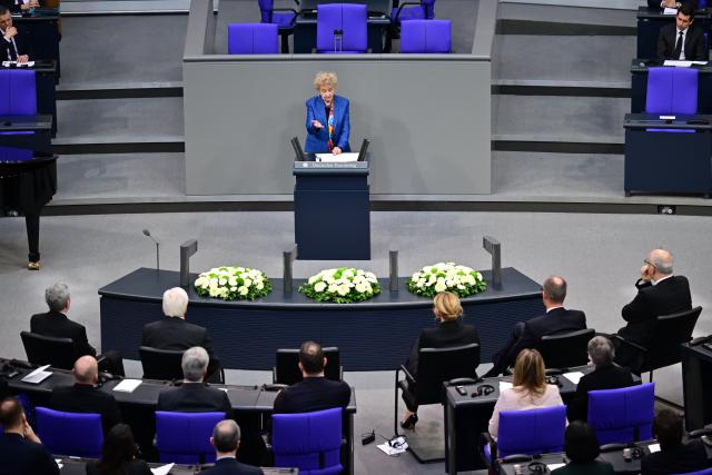 28 January 2026, Berlin: Holocaust survivor Tova Friedman speaks during a plenary session at the GErman Parliament (Bundestag). The Bundestag commemorated the victims of National Socialism with a memorial service at the beginning of the day's sitting. Photo: Sebastian Christoph Gollnow/dpa