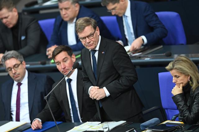 28 January 2026, Berlin: German Foreign Minister Johann Wadephul speaks during a government questioning at a plenary session of the GErman Parliament (Bundestag). Photo: Elisa Schu/dpa