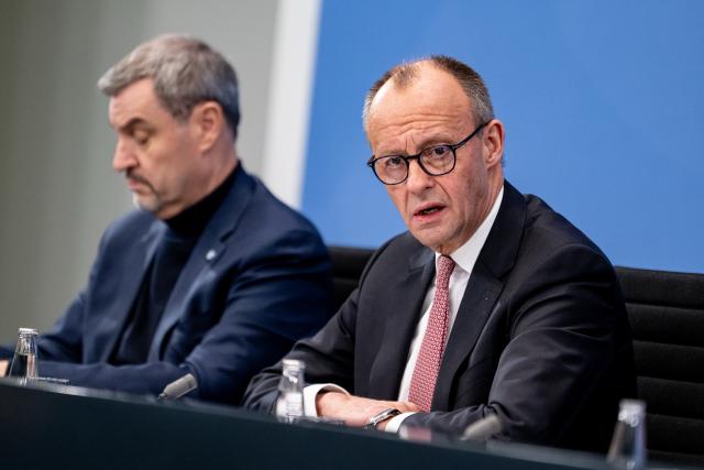 28 January 2026, Berlin: Minister-President of Bavaria Markus Soeder (L) and German Chancellor Friedrich Merz attend a press conference on the coalition committee at the Chancellery. Photo: Fabian Sommer/dpa