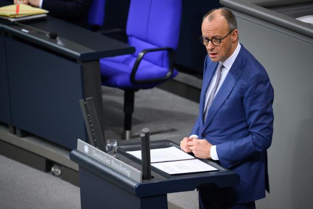 29 January 2026, Berlin: German Chancellor Friedrich Merz makes a government statement on the current foreign policy situation in the 56th plenary session of the 21st legislative period in the German Bundestag. Photo: Bernd von Jutrczenka/dpa