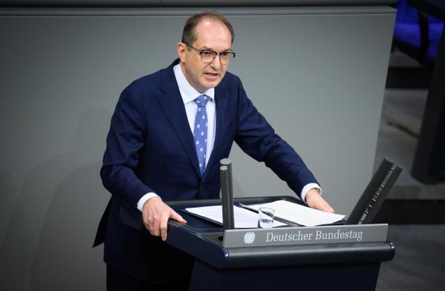 29 January 2026, Berlin: Alexander Dobrindt, German Minister of the Interior, speaks in the 56th plenary session of the 21st legislative period in the German Bundestag. The main topics of today's session are a government statement by the Federal Chancellor on the current foreign policy situation, a topical debate on the Mercosur Agreement, as well as debates on the resilience of critical facilities, bureaucracy relief for banks, the extension of the Bundeswehr mission in Iraq and an EU directive on combating crime and terrorism. Photo: Bernd von Jutrczenka/dpa