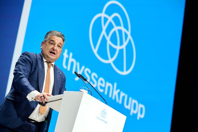 30 January 2026, North Rhine-Westphalia, Bochum: Miguel Lopez, CEO of Thyssenkrupp, addresses the shareholders during the Annual General Meeting. Photo: Bernd Thissen/dpa