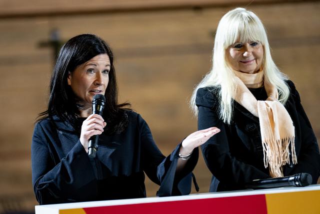 30 January 2026, Berlin: Katharina Guenther-Wuensch, Berlin Senator for Education, Youth and Family, Iris Spranger, Berlin Senator for the Interior and Sports speak at the presentation of the campaign for Berlin's bid for the Olympics and Paralympics. Photo: Fabian Sommer/dpa