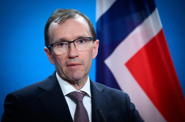 FILED - 14 March 2024, Berlin: Norwegian Foreign Minister Espen Barth Eide speaks at a press conference in Berlin. Photo: Bernd von Jutrczenka/dpa