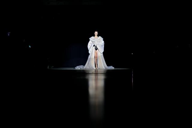 30 January 2026, Berlin: A model takes to the catwalk during the Kilian Kerner show at NLND Berlin as part of Berlin Fashion Week. Photo: Sebastian Christoph Gollnow/dpa